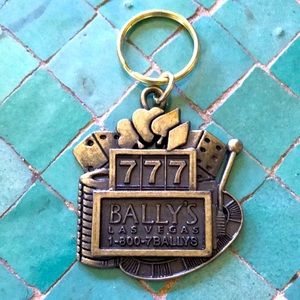 BALLEYS Las Vegas metal keychain, 777